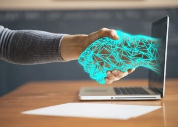 Estrechando mano con tecnologia