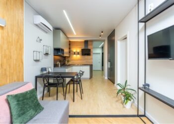 Piso pequeño decorado moderno
