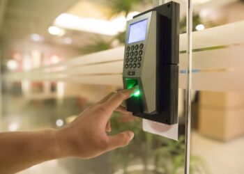 Los beneficios de contar con un sistema de control de accesos en la empresa