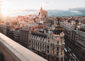 ¿Por qué merece la pena realizar un tour privado en Madrid?
