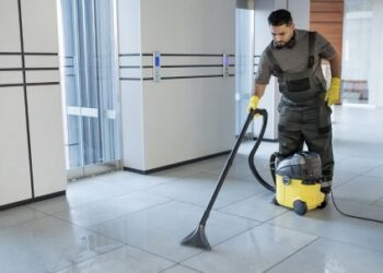 Cómo ahorrar en la limpieza de tu oficina