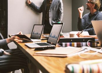 Regalos corporativos: ¿Por qué deberías considerar las tarjetas regalo para tus empleados?
