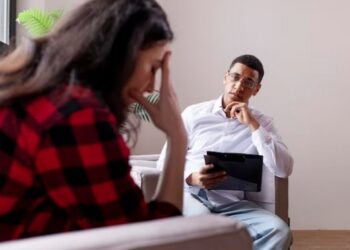 Problemas derivados del estrés y cómo la fisioterapia y la psicología pueden ayudar a combatirlos