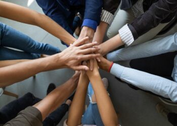 Mejores prácticas de team building en grandes empresas