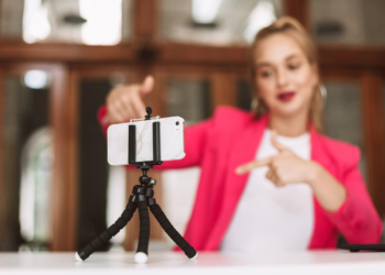 Contenido de calidad: cómo captar la atención en Facebook Stories con vídeos entretenidos