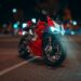 Las 10 mejores plataformas para motos: ¡Descubre la solución ideal para transportar tu moto!