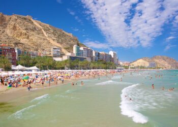 Fiestas en Alicante según el fotógrafo Chica Rodríguez