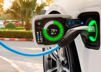 Cargadores para coches eléctricos: Claves para una carga eficiente en casa