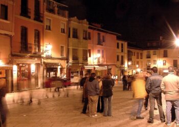 Ocio nocturno en Burgos: descubre sus opciones más vibrantes