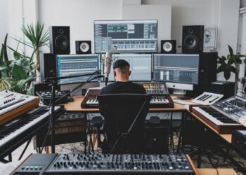 John Batista Bocchino Presenta “La Música en la Era Digital”: Cómo la Tecnología Está Transformando la Industria Musical