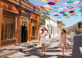 Lugares para visitar en Los Cabos: explora playas, pueblos mágicos y paisajes