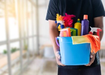 ¿Cómo contratar un servicio de limpieza paso a paso?