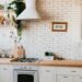 Cocina moderna ordenada organizada hogar limpieza hábitos