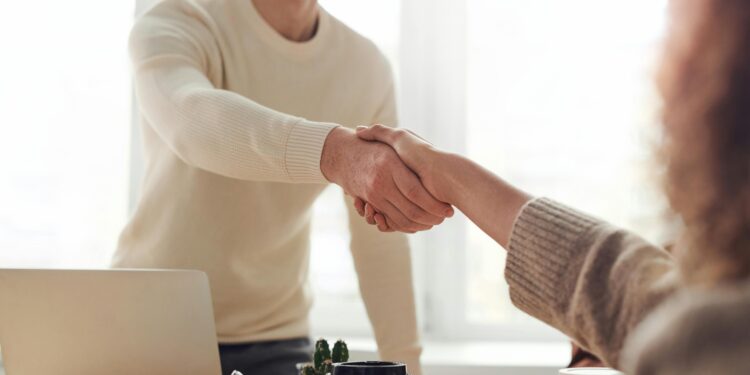 Equipo de trabajo reunión liderazgo empresa colaboración profesional