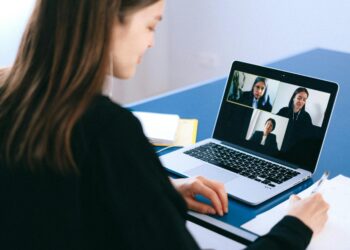 Teletrabajo trabajo remoto ordenador portátil home office productividad