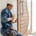 Qué hacer cuando te quedas fuera de casa: Manual de emergencia