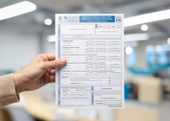 ¿Qué es el modelo 390 y cómo presentar el modelo 111 paso a paso?